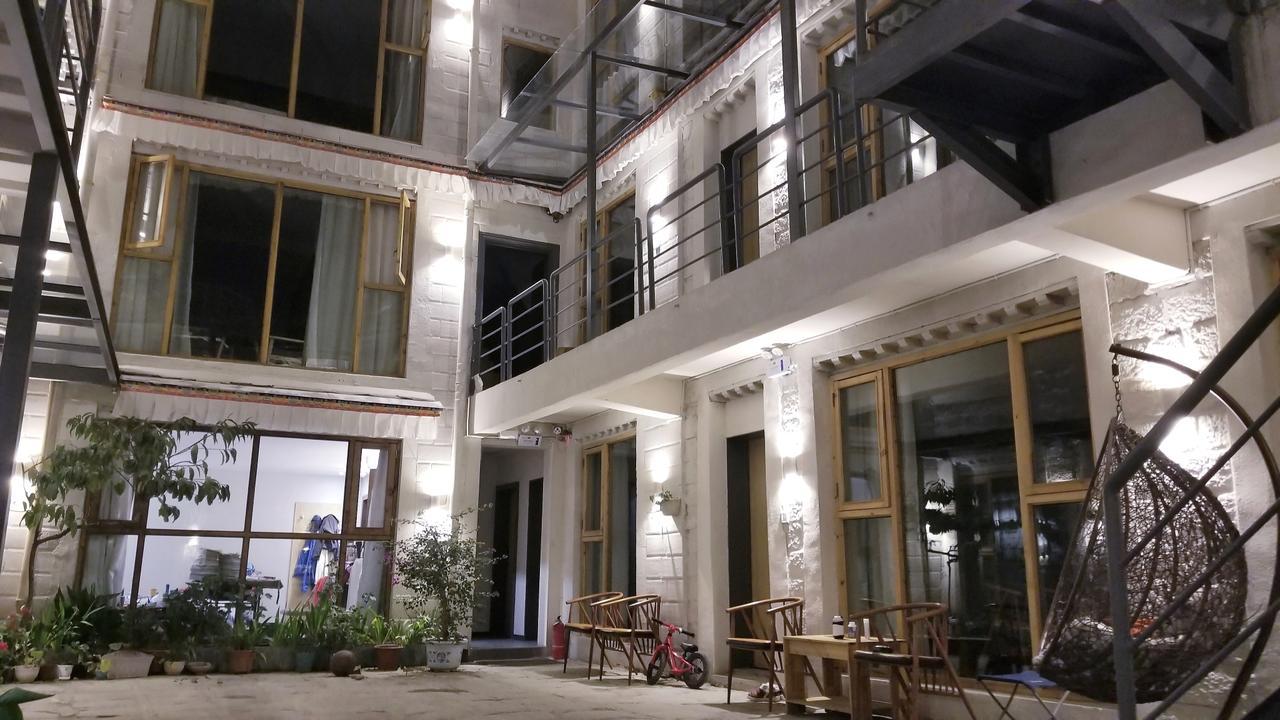 Fengma Feiyang Hostel Lhasa Eksteriør billede