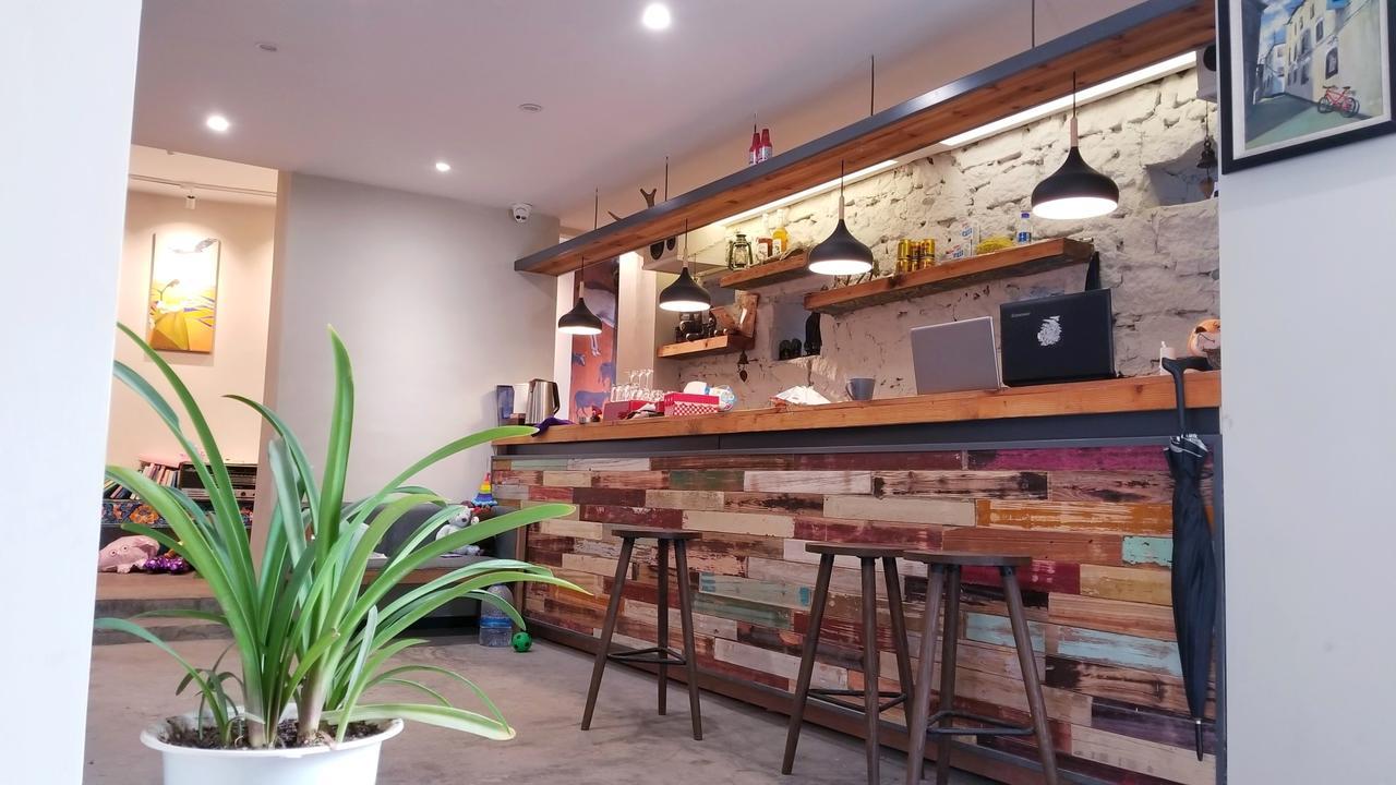 Fengma Feiyang Hostel Lhasa Eksteriør billede